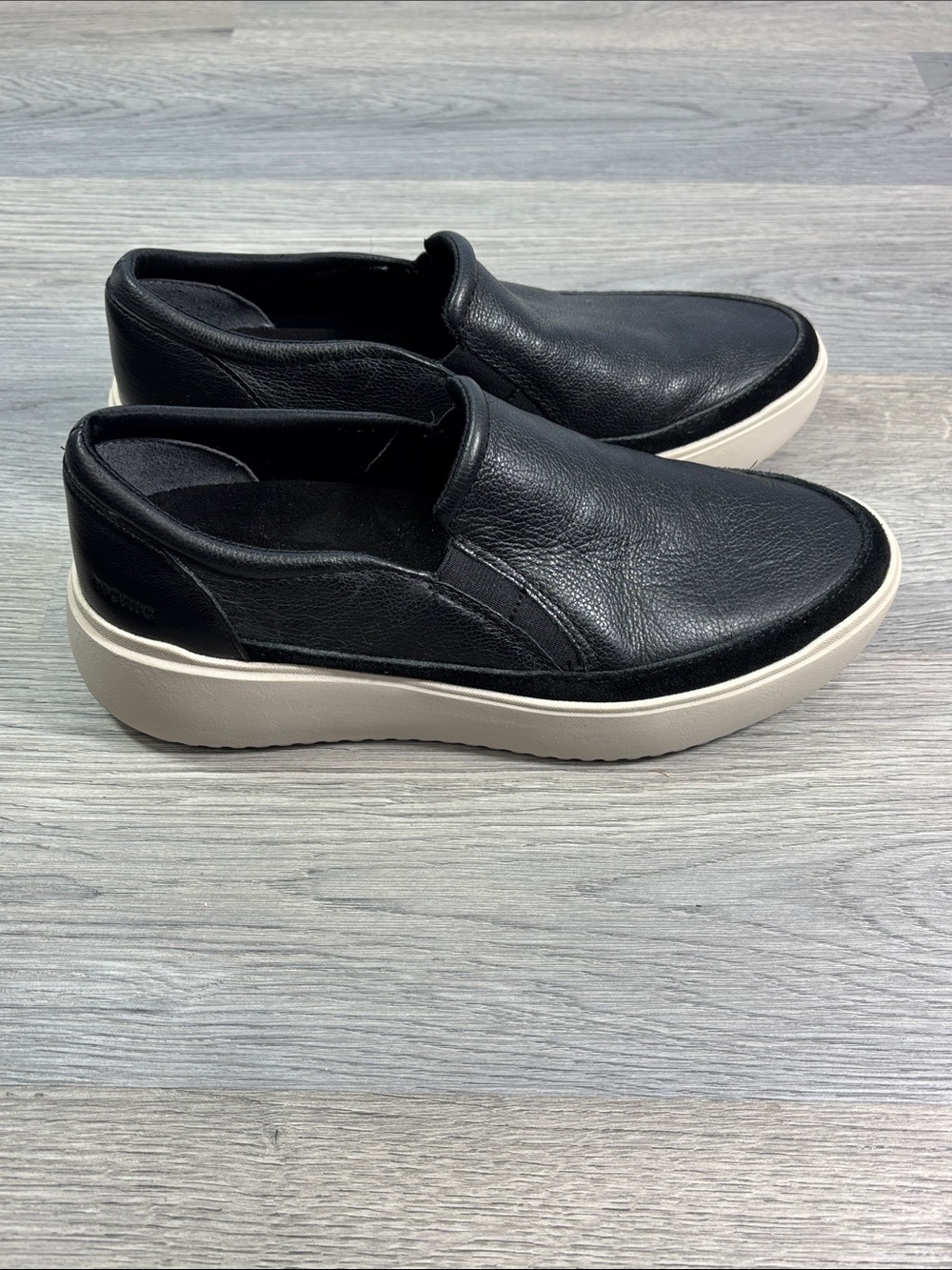Vionic Kearny Black Slip On Platform Loafers Sneakers - size 7.5 - Picture 5 of 9